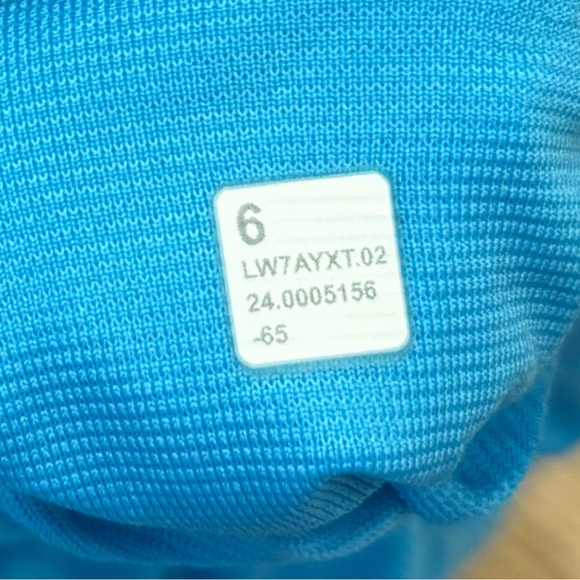 Lululemon Hotty Hot High Rise Shorts 4" In Kayak Blue Size 6 - Picture 5 of 5